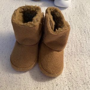 Infant booties SOLD